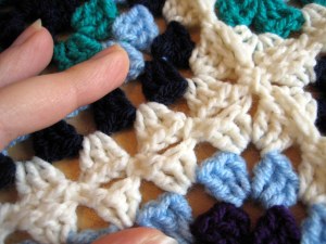 Seam gaps when stretched.  Excuse my fingers!