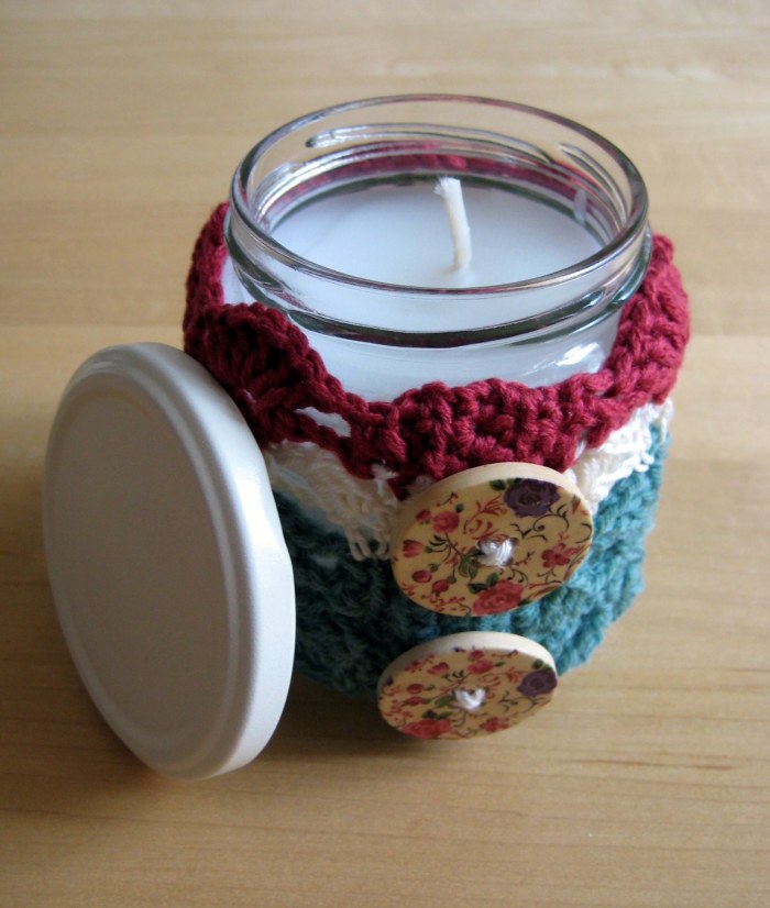 Spilt Shells Crochet Jar Candle with lid