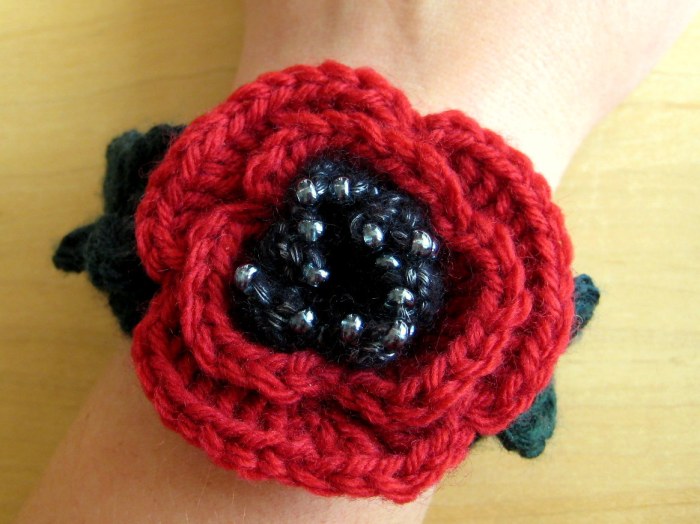 Beaded Poppy Bracelet