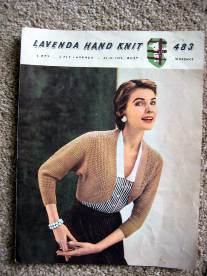 Knitted vintage shrug