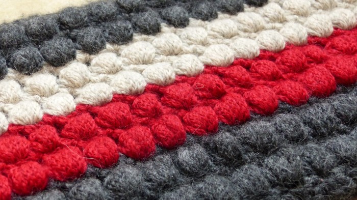 Bubble Wrap Cowl - a free crochet Pattern from Make My Day Creative